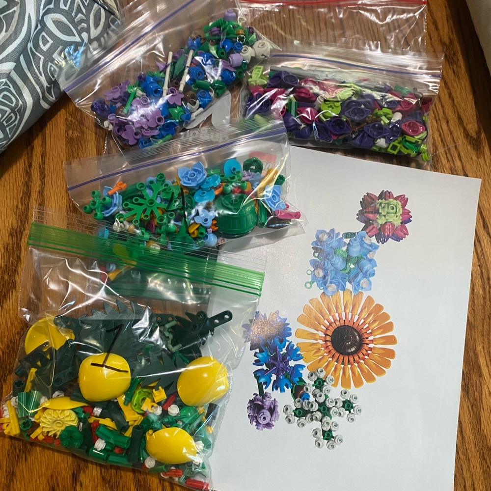 LEGO wildflower bouquet set